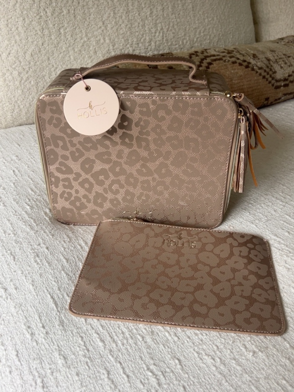 NWT Hollis Jett Setter Leopard Makeup Travel Case Set